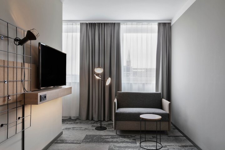 Room 28 of 56
