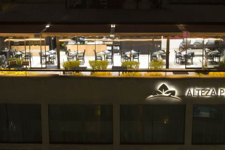 Hotel 83 of 83