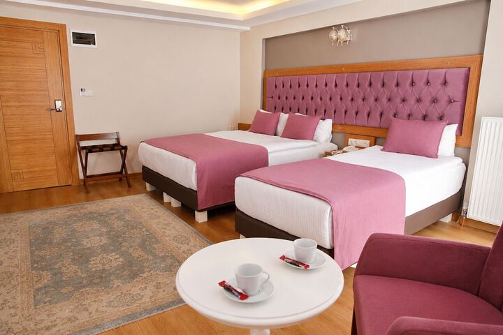 Room 29 of 65