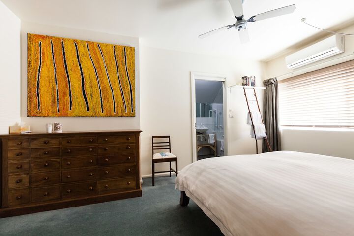 Room 8 of 42