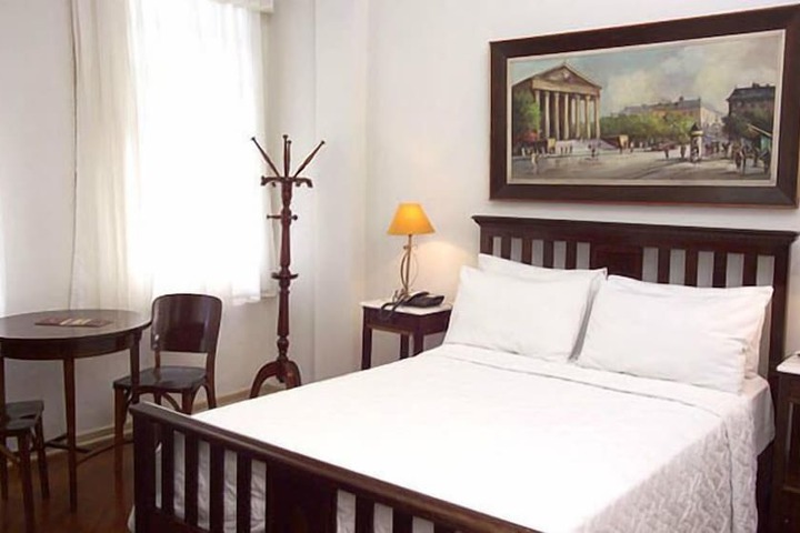 Room 13 of 48