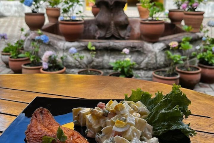 Dining 75 of 134
