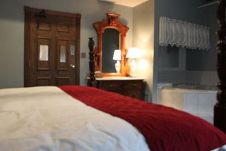 Room 26 of 49