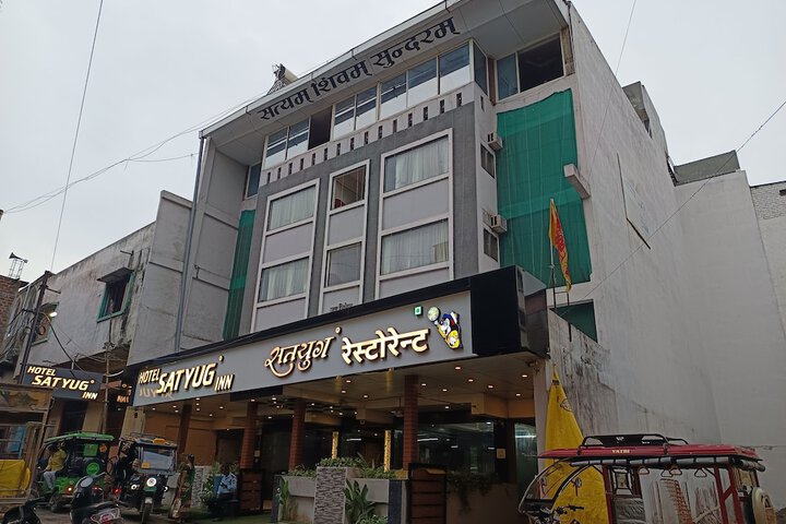 Exterior of Hotel Satyug Inn