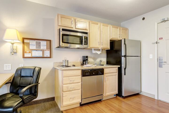 1 King Bed 1 Bedroom Suite (36 of 42)