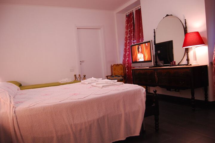 Room 9 of 44