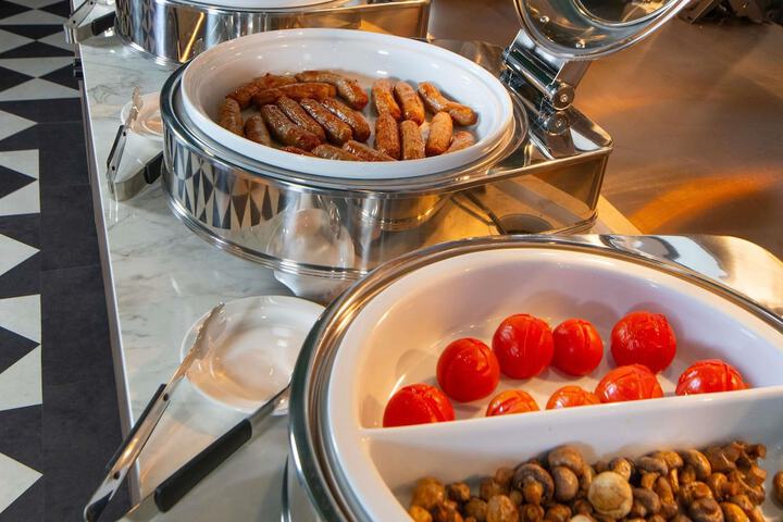 Breakfast/Coffee Service 65 of 98