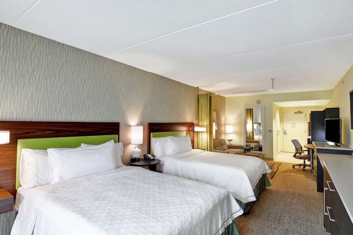 1 King Bed Studio Suite (9 of 13)
