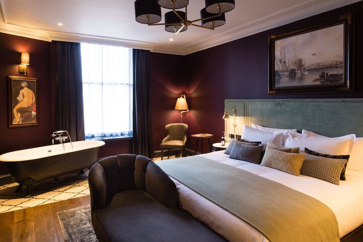 Room 21 of 80