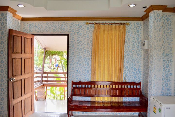 Room amenity