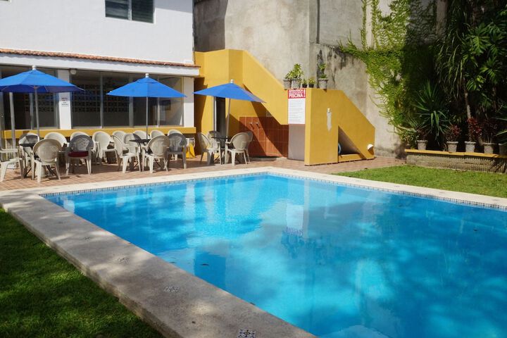 Pool 38 of 66