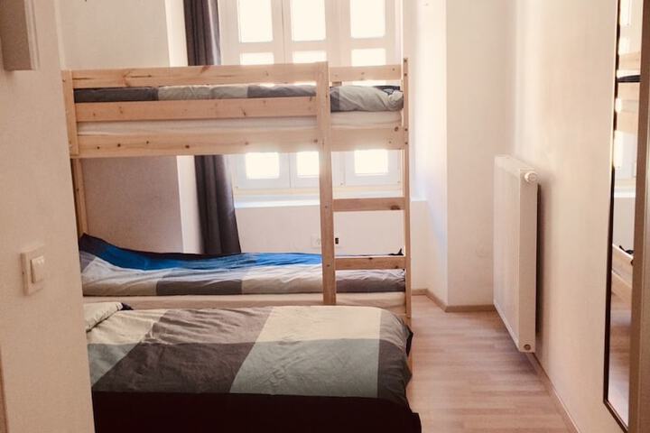 Room 17 of 18