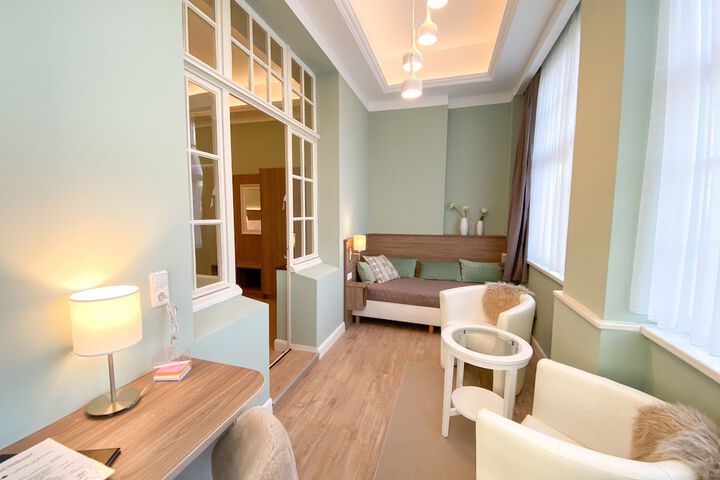 Room 20 of 76