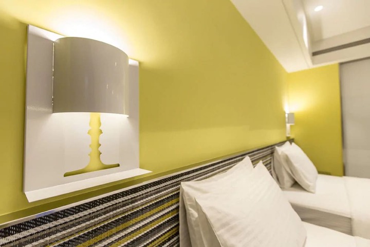 Room 20 of 64