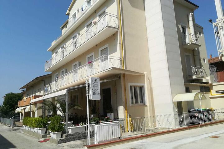 Hotel Mon Reve in Rimini