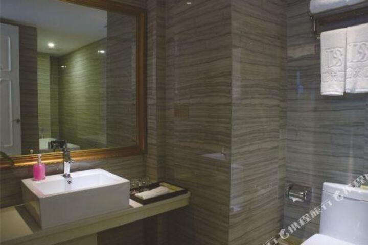 Dongsheng Hotel