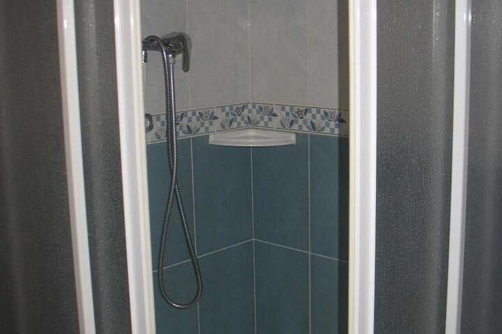 Room 35 of 62