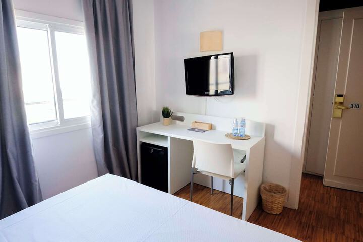 Room 35 of 109