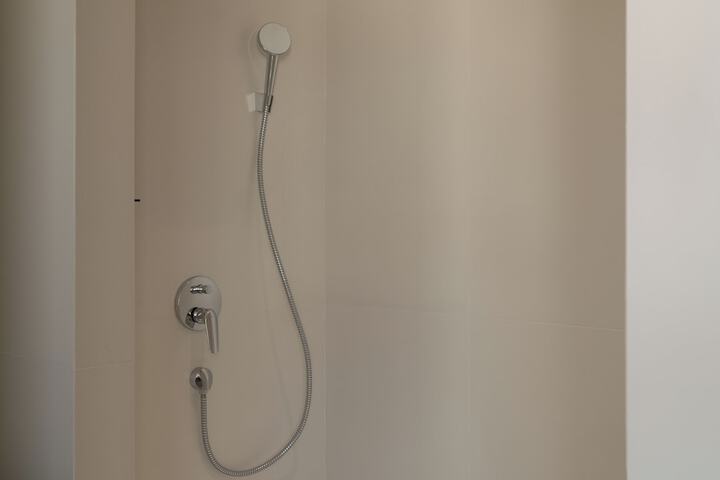 Room 13 of 86