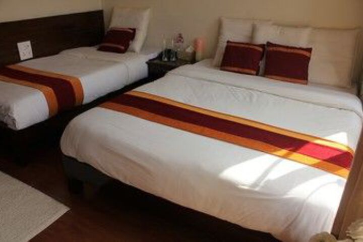 Room 12 of 34