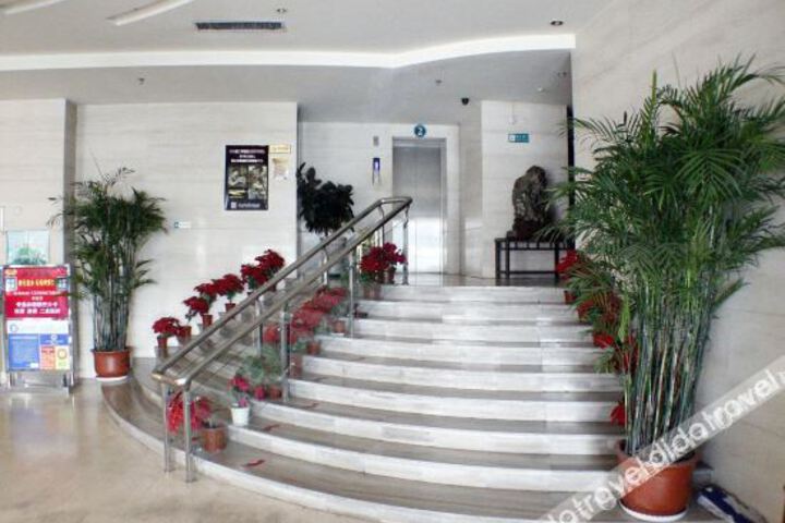 Hotel Interior 6 of 17