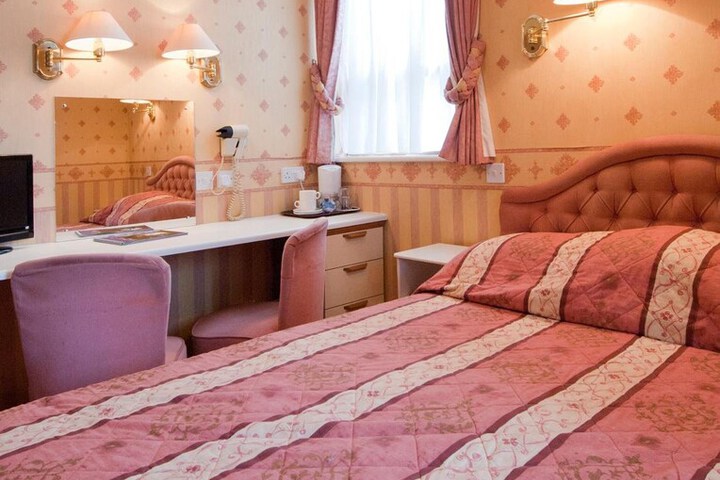 Room 14 of 44
