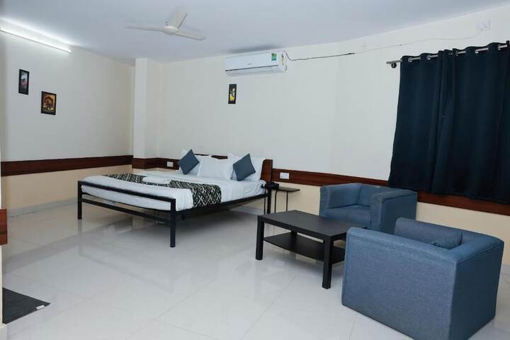 Room 14 of 37