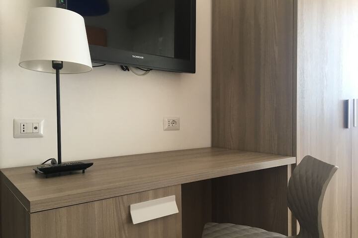 Room 14 of 73