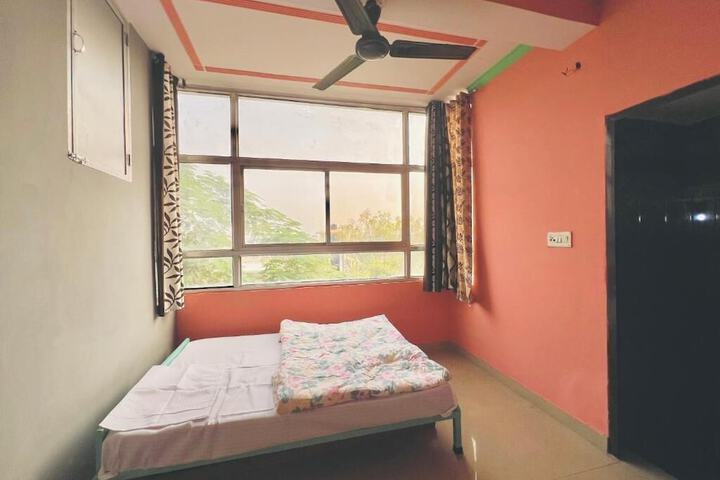 Room 18 of 63