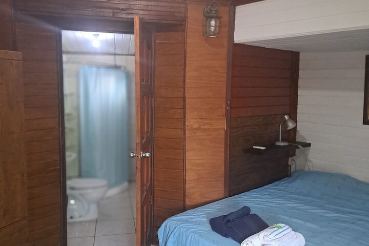 Room 5 of 69