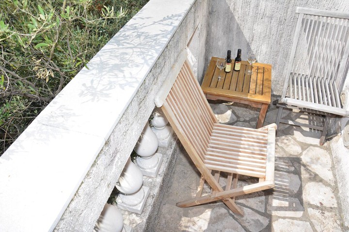 Terrace/Patio 16 of 33