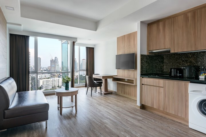 Private kitchenette