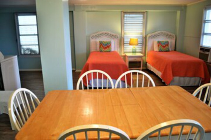Room 20 of 76