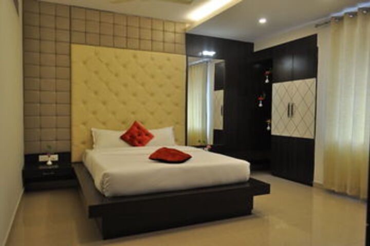 Starihotels Cantt Varanasi