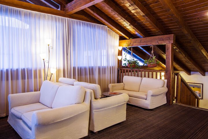 Lobby Photos