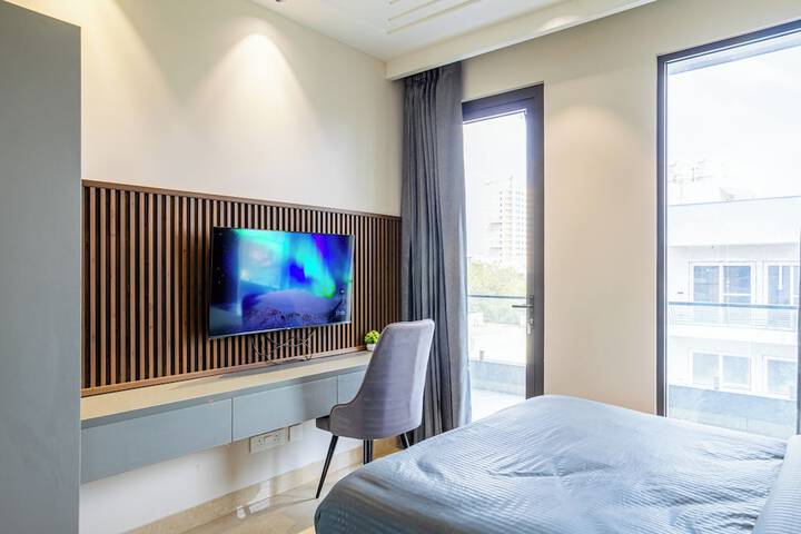 Room 15 of 25