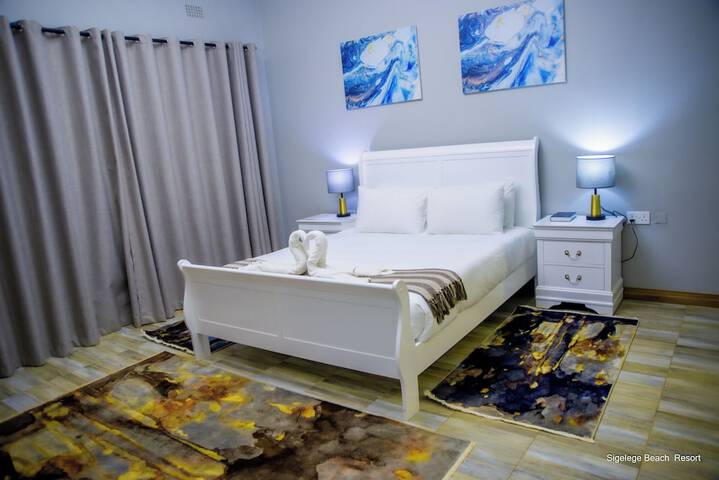 Room 4 of 40