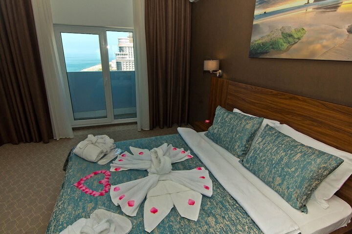 Room 18 of 35