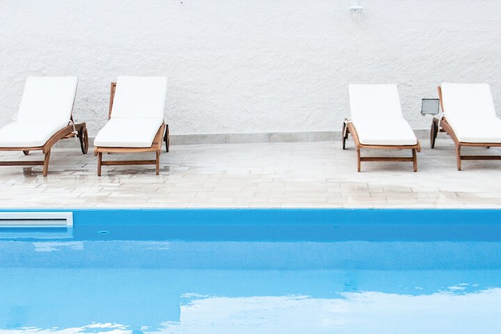 Pool 31 of 53