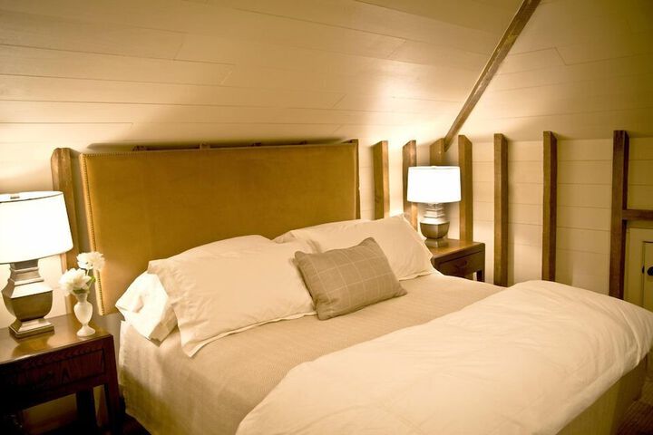 Room 16 of 43