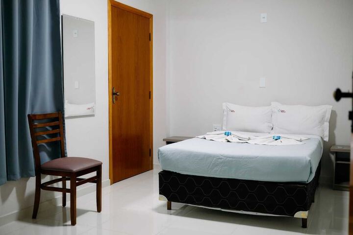 Room 12 of 26
