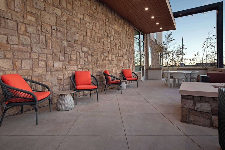 Terrace/Patio 34 of 36