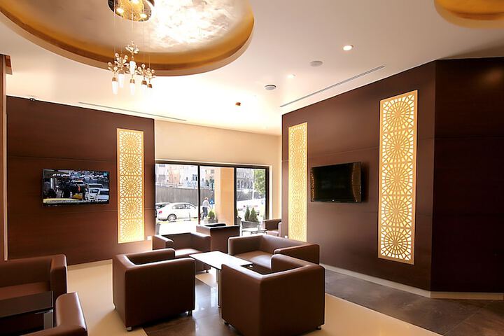 Guest Lobby