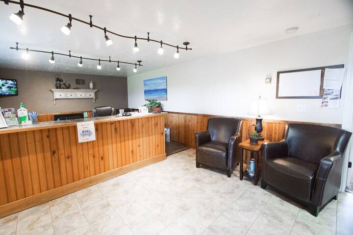 Hotel Interior 4 of 68