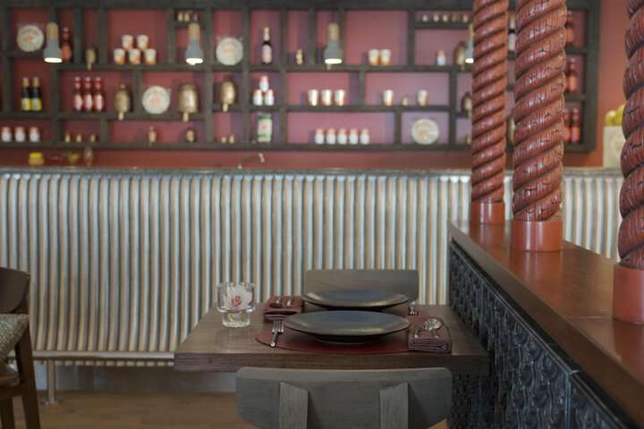 Dining 165 of 254