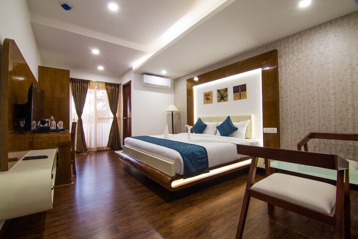 Room 8 of 45