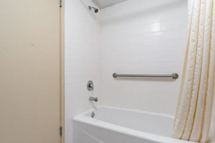 Room 29 of 42