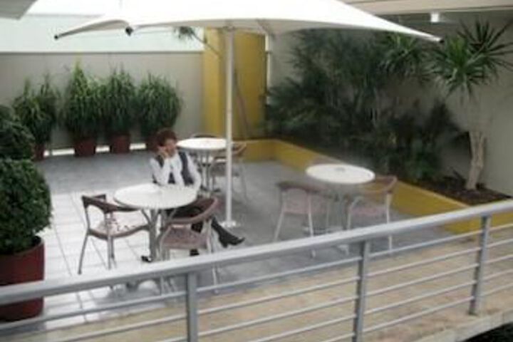 Terrace/Patio 4 of 9