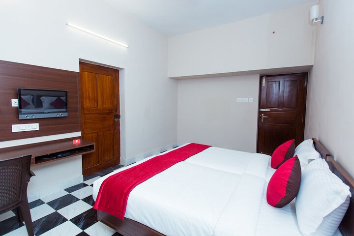 Room 14 of 19