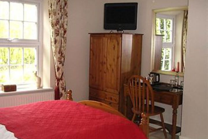 Room 14 of 25
